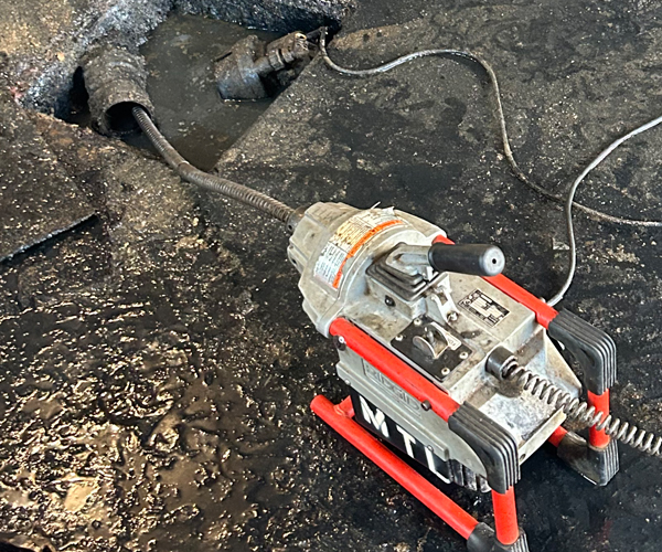 Service professionnel de drains à Montréal